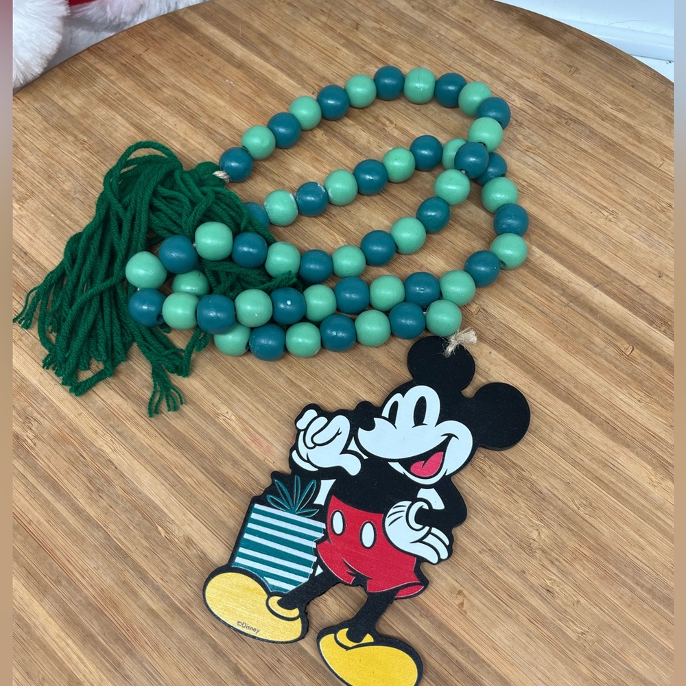 Disney Mickey Mouse Wooden Bead Garland 3' Christmas‎ decor tiered tray